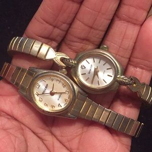 2 Quartz watches